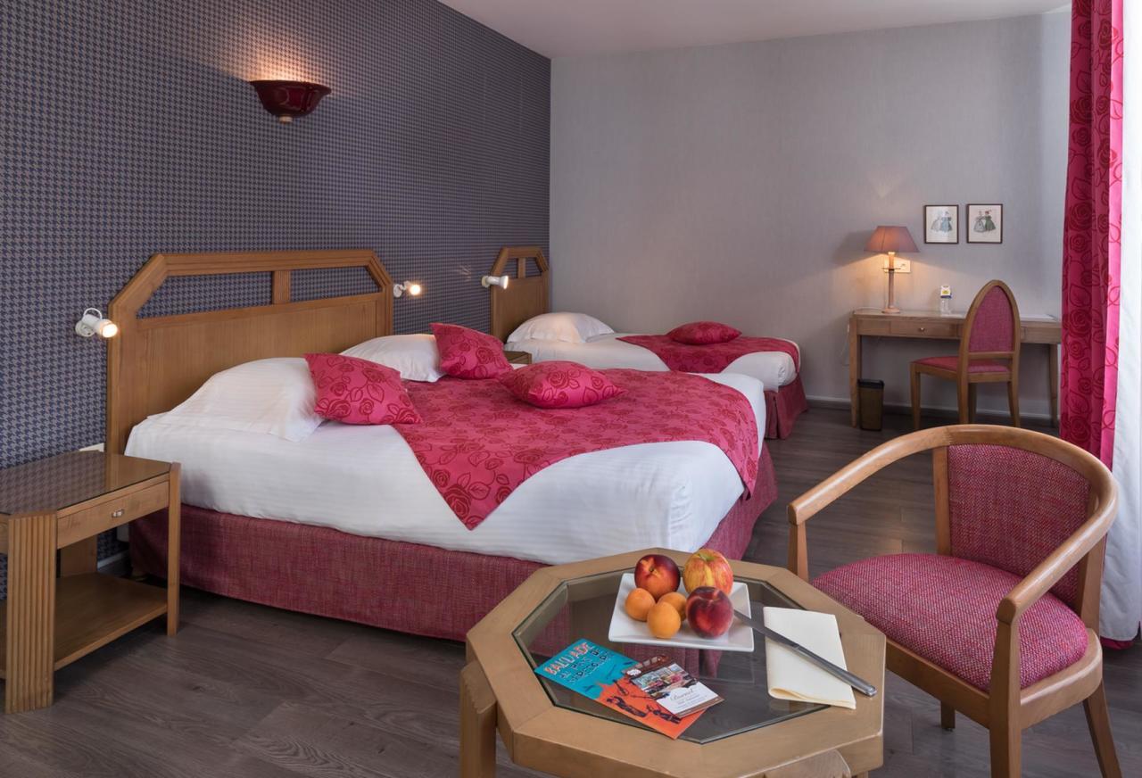 Hotel Logis Burnel Et La Cle Des Champs Rouvres-en-Xaintois Zewnętrze zdjęcie